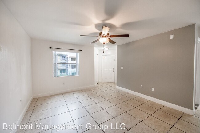 Foto del edificio - 1 br, 1 bath House - 3012 Parkway Blvd #206