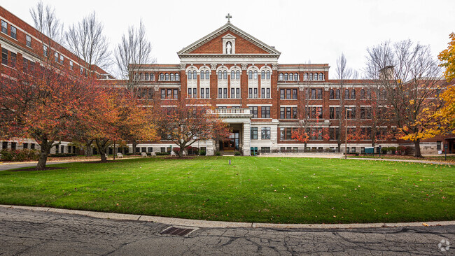 Building Photo - Academy Manor