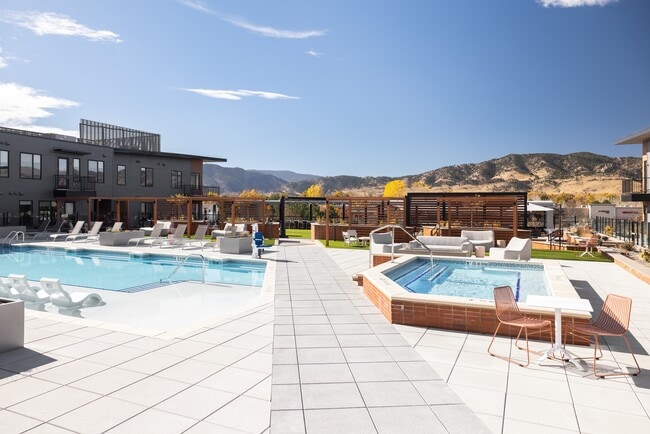 Photo - Contour Apartments
