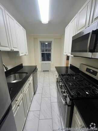 Building Photo - 26 Chauncy St