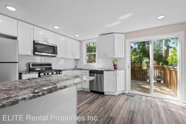 Building Photo - 3 br, 2 bath House - 636 Beech Ave.
