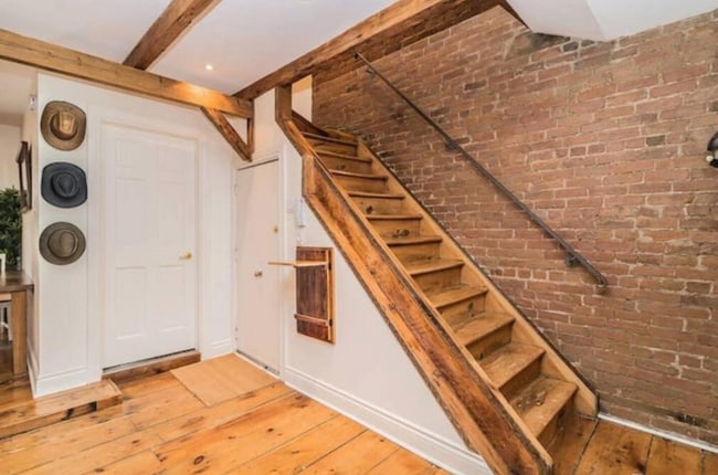 Building Photo - 454 Rue Du Champ-De-Mars