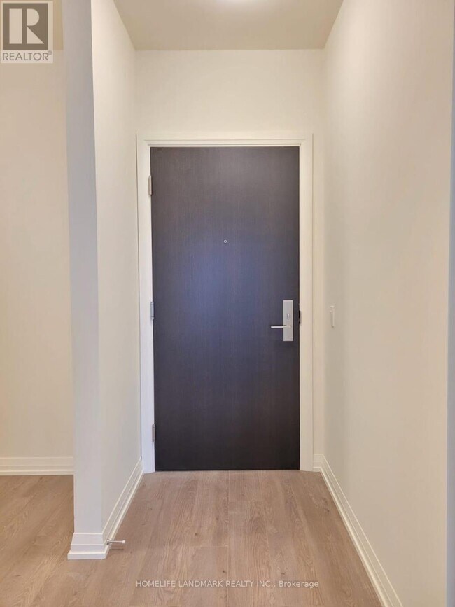 Photo du bâtiment - 9000-9000 Jane St