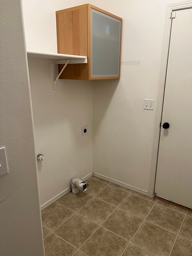 Laundry Room - 16810 NE 10th St
