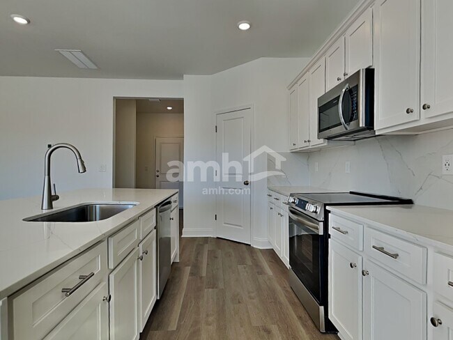 Foto del edificio - 168 Portside Pk Dr