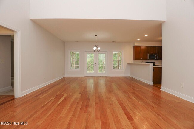 Foto del edificio - Rental Avail in Olde Point!