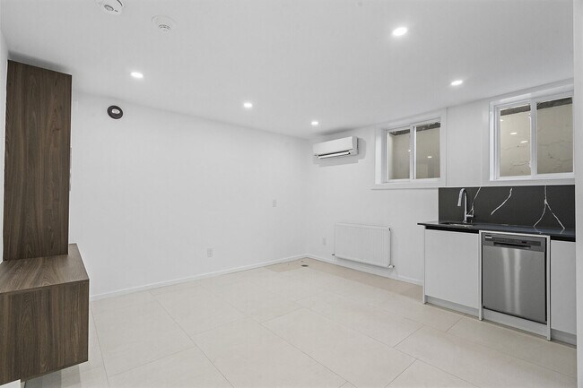 Photo du bâtiment - 1340 Avenue Rd