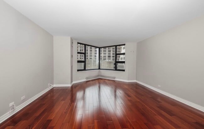 Foto del edificio - 401 E Ontario St