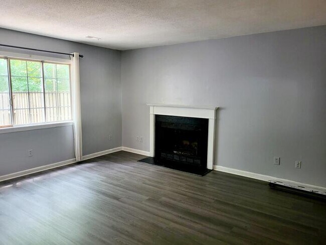 Foto del edificio - 5500 Richland St