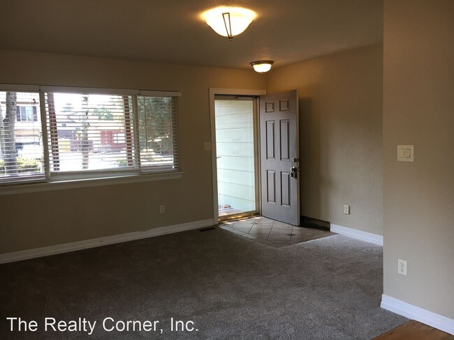 Building Photo - 3 br, 2 bath House - 6430 Lange Drive