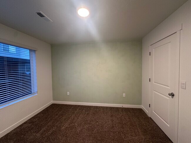 Foto del edificio - 1146 W 340 S