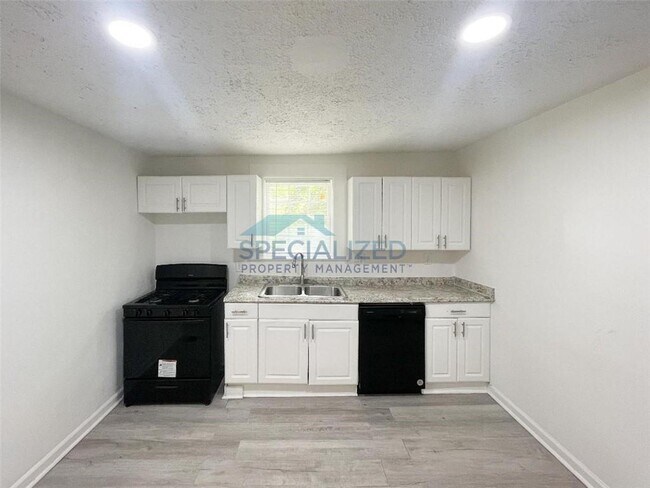 Foto del edificio - 805 Spencer St NW