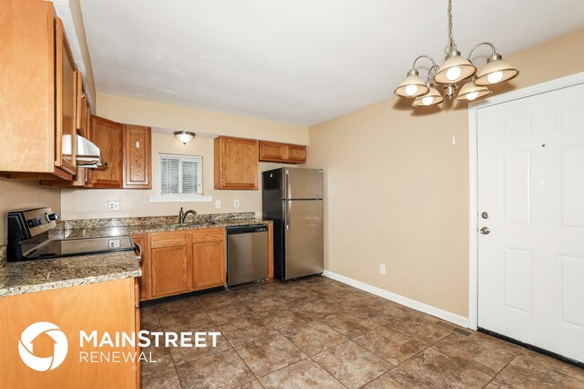 Building Photo - 5804 Coppock Ln