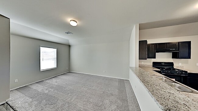 Foto del edificio - Very Nice 3 Bedroom 2 Bath Home in Yukon Schools