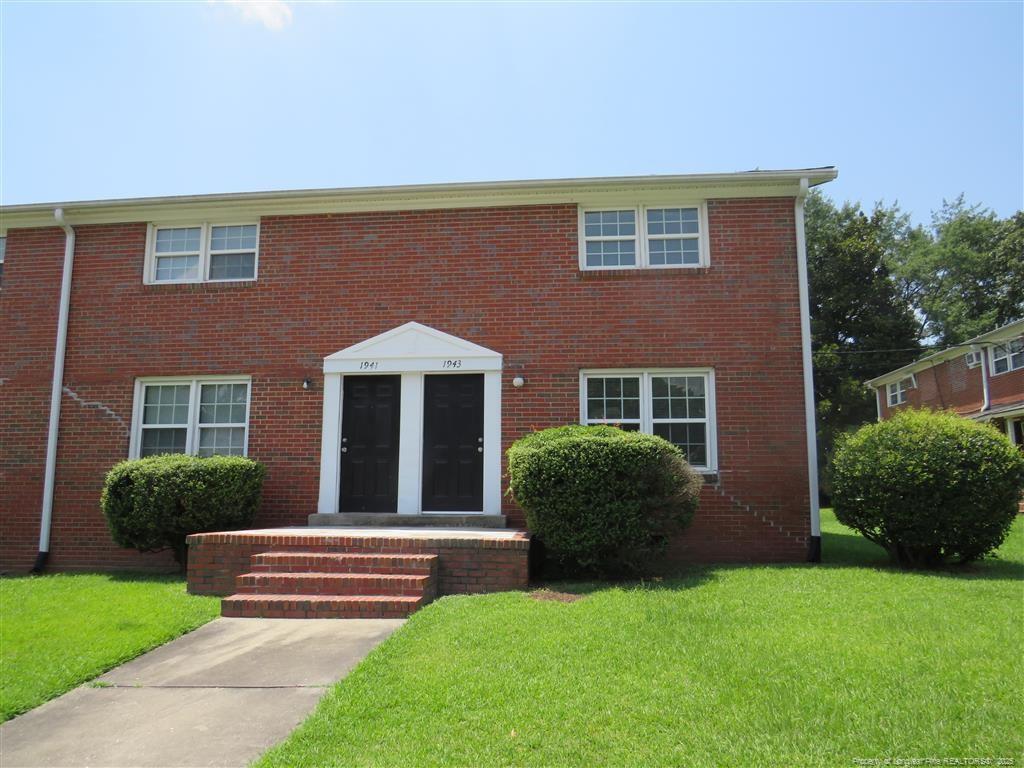 Foto principal - 1942 King George Dr