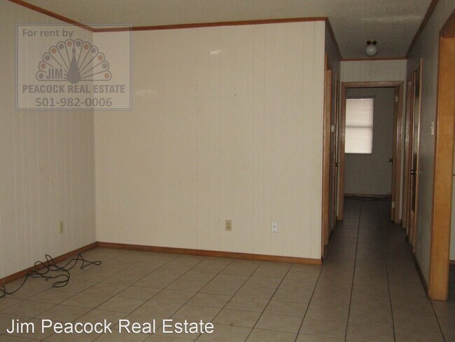 Building Photo - 404 Cherrie Ave