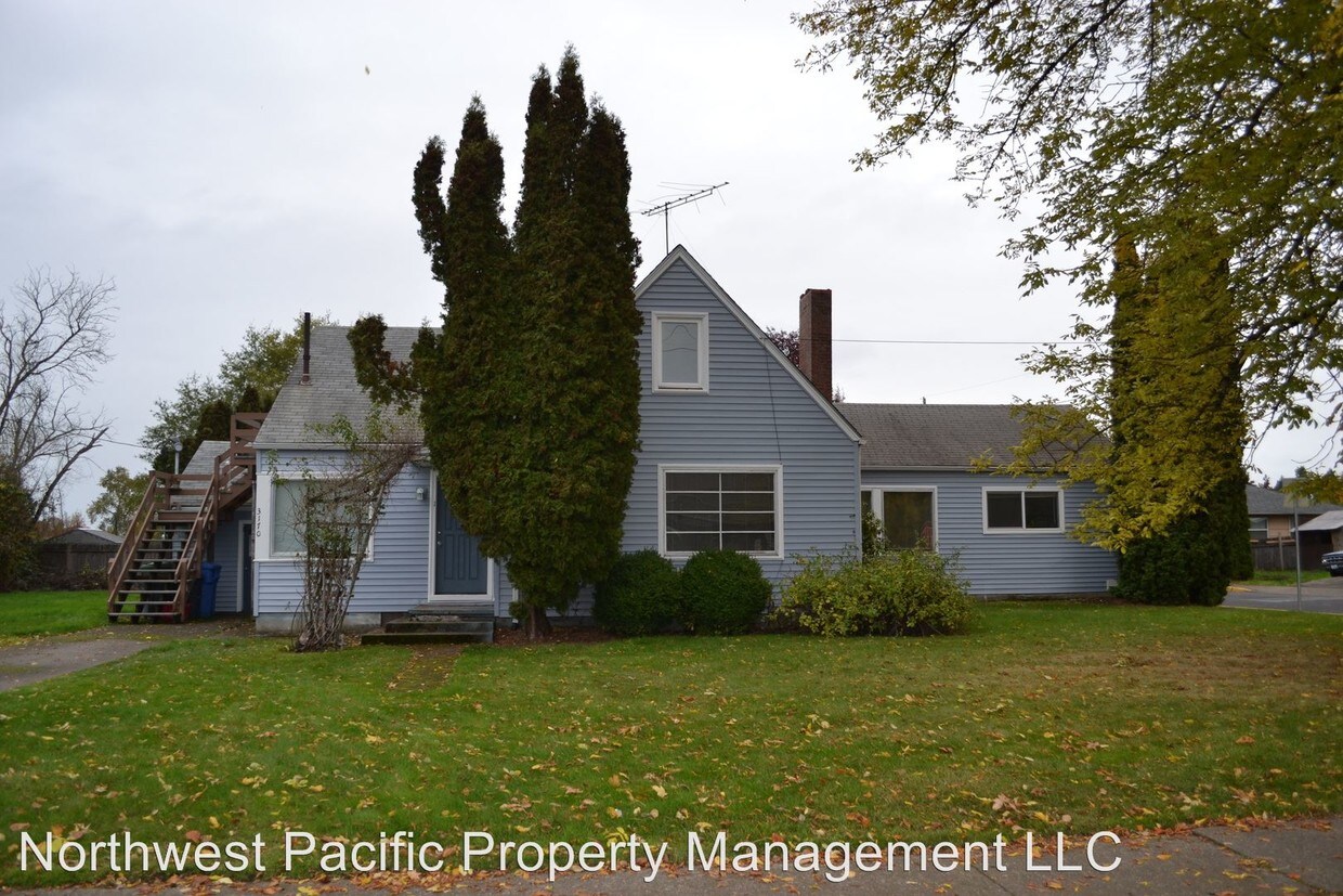 Foto principal - 3170 Lansing Ave NE