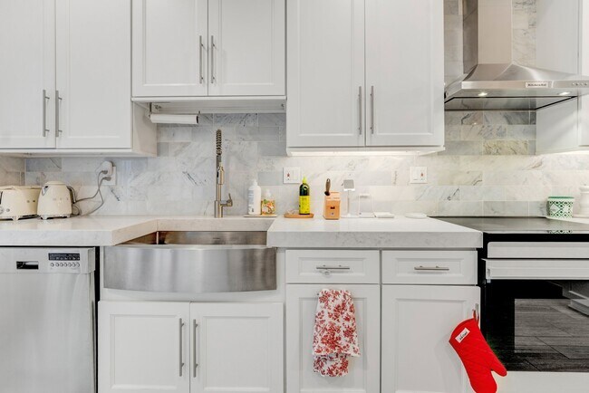 Foto del edificio - 10219 Aspen Willow Dr