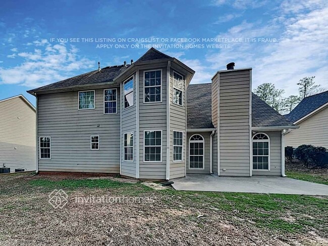 Building Photo - 1160 Martins Down Dr SE