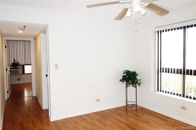 Building Photo - 5333 Likini St
