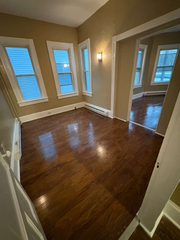 Foto del edificio - 552 Main St