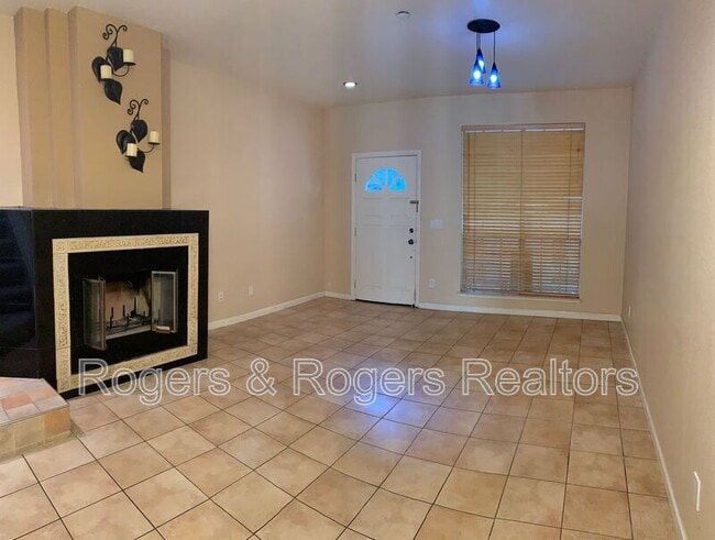 Photo - 988 Belmont Terrace Apartment