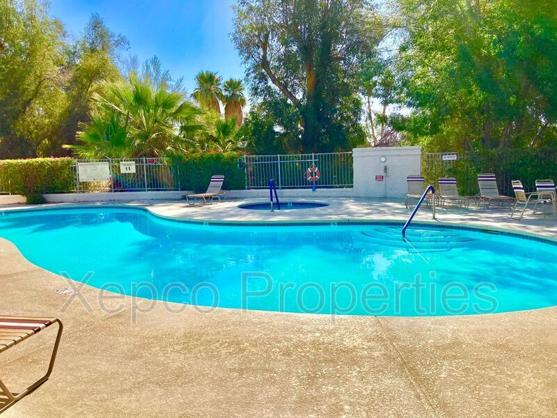 2700 E Mesquite Ave Unit D22, Palm Springs, CA 92264 Condo for Rent