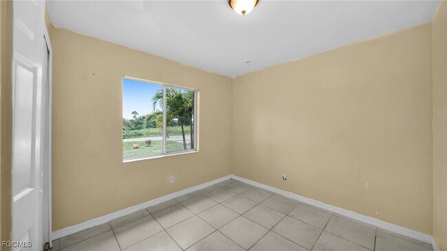 Foto del edificio - 4551 22nd St SW