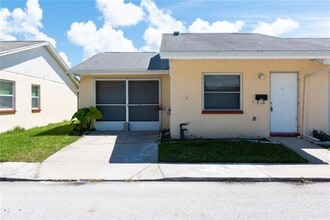 Building Photo - 4936 Ilener St