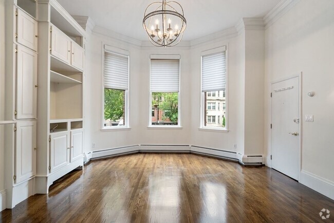 Building Photo - 271 Beacon St