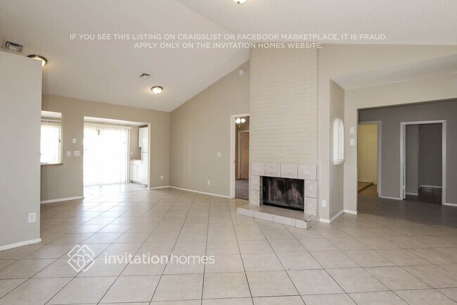 Building Photo - 12303 N 85th Ln