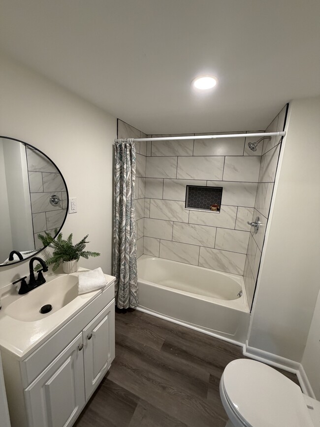 Building Photo - 2961 Triangle Pl