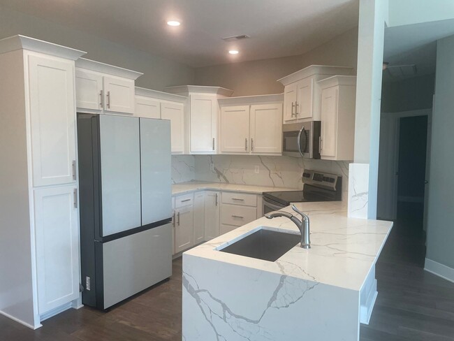 Building Photo - Newer Rental Home in Smyrna