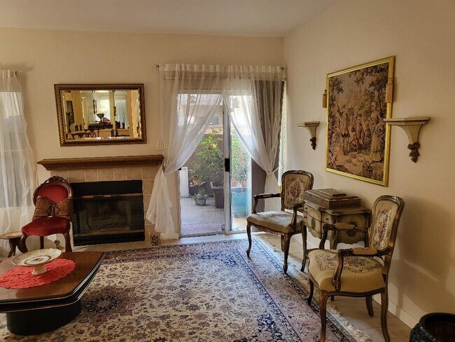 Foto del edificio - 5420 Sylmar Ave