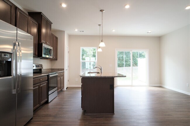 Building Photo - 4316 Summercrest Blvd