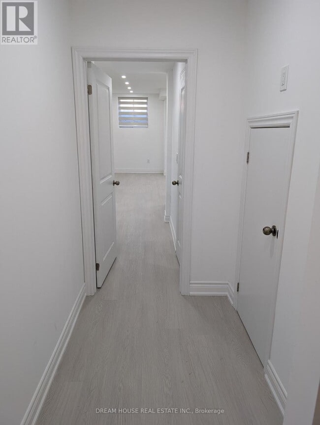 Building Photo - 3073 Mulberry Ln