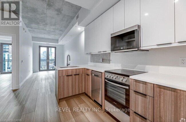 Photo du bâtiment - 169 James St S