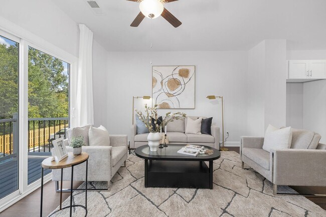 Foto del edificio - Brand New Townhomes For Lease in WestEnd