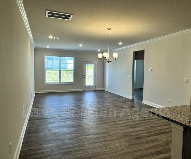 Foto del edificio - 4390 Bronze Blvd