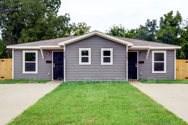 Primary Photo - 2543 Elsie Faye Heggins St