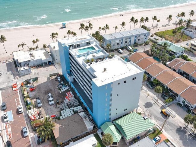 Foto del edificio - 320 S Surf Rd