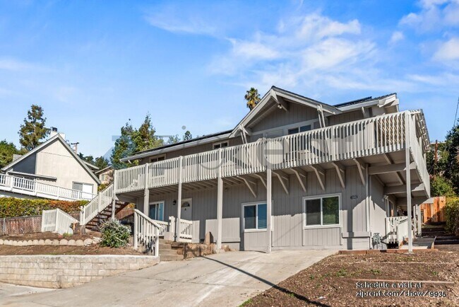 Foto del edificio - 10806 Hubbard Way