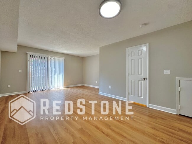 Foto del edificio - 727 S Broad St