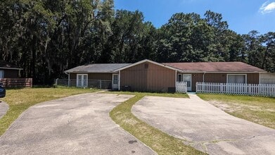 Building Photo - 120 Cherokee Cir