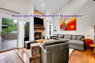 Building Photo - 30573 Sun Creek Dr