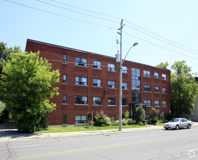 Building Photo - 1243 Broadview Ave