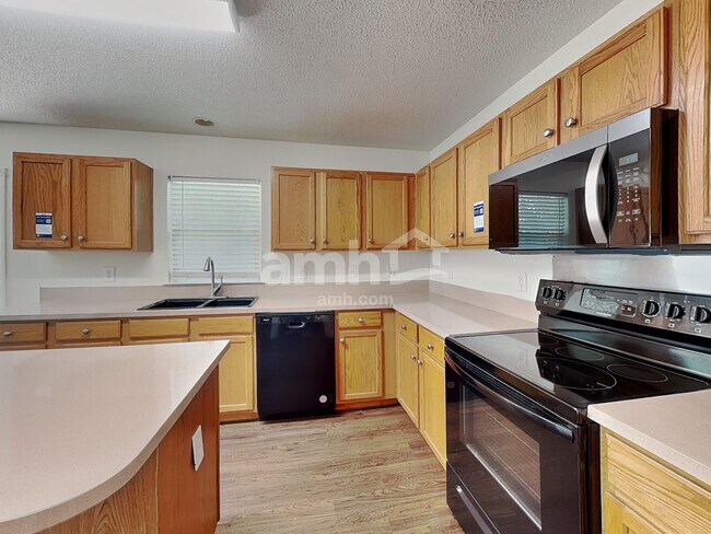 Foto del edificio - 1065 Meadowbrook Ln SW