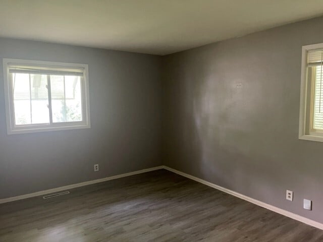 Building Photo - 1601 Joanne Ln