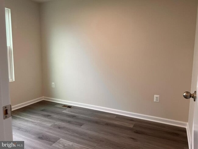 Building Photo - 801 Otero Ln