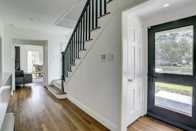 Foto del edificio - 2107 Looscan Ln